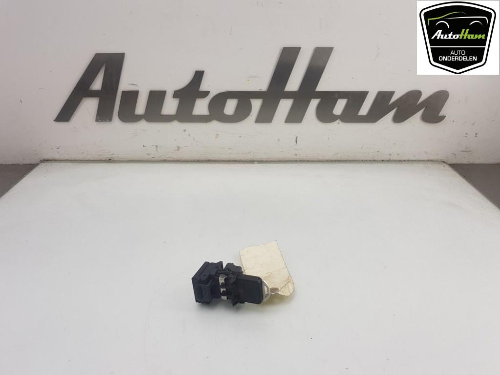 CONTACTSLOT + SLEUTEL Volvo V40 (MV) (|28227917|), Dhr. J. Ham, Gebruikt, Administratie@autoham.nl, Volvo