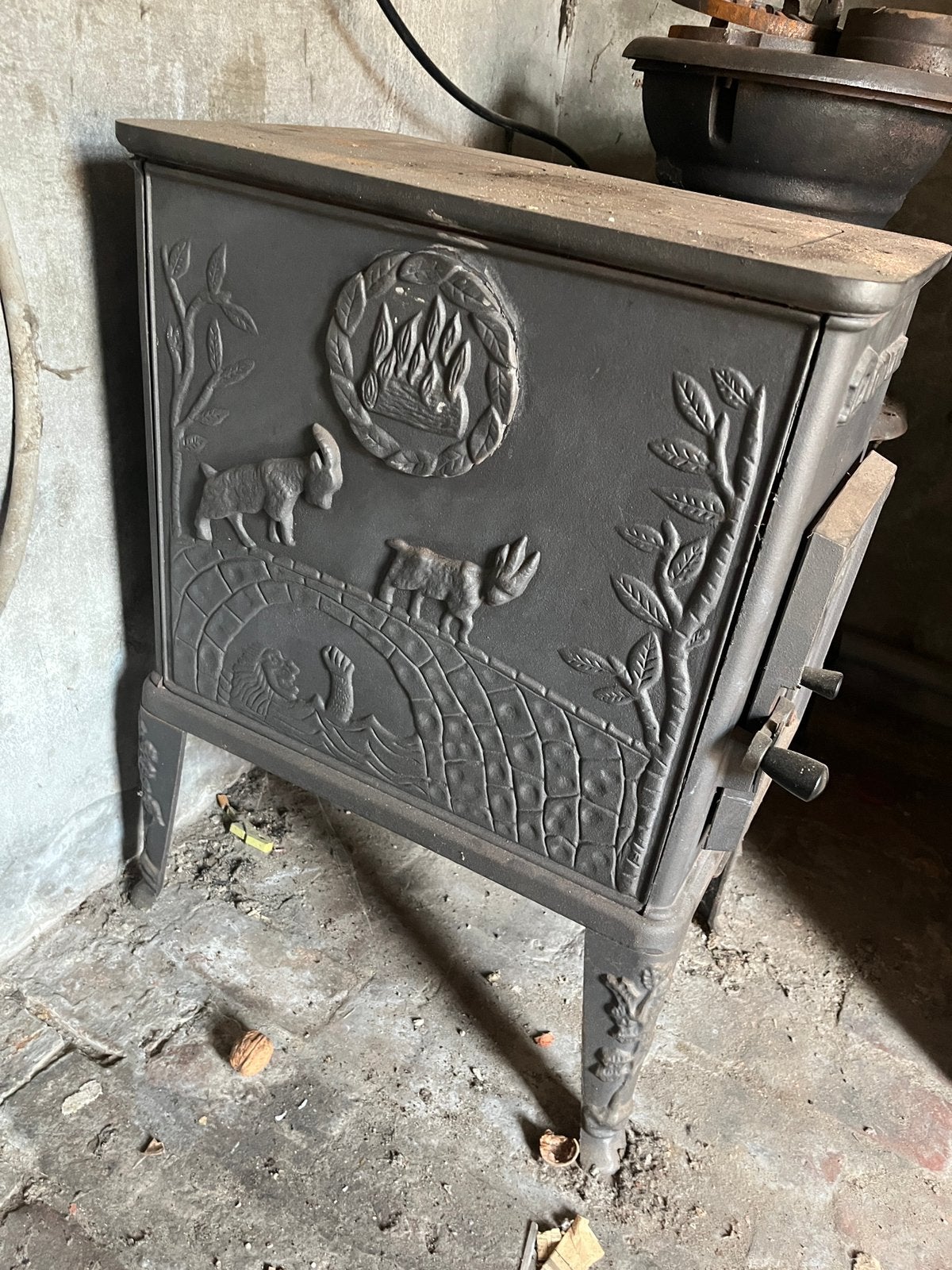 Klassieke Gietijzeren Houtkachel Dovre 300 - Noors Design, Ophalen, Gebruikt, Houtkachel, Vrijstaand