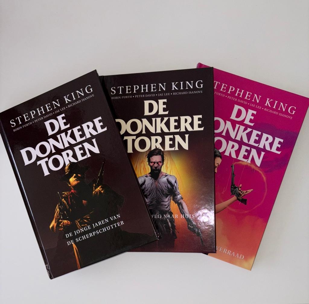 DE DONKERE TOREN, 1-3 in HC, Ophalen of Verzenden, Zo goed als nieuw