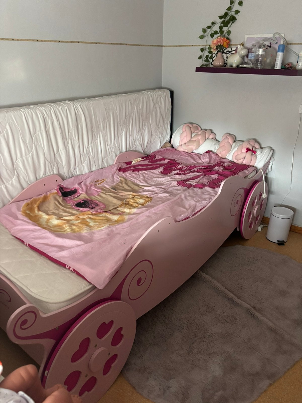 Kast met  princes bed stad good, Ophalen, Zo goed als nieuw
