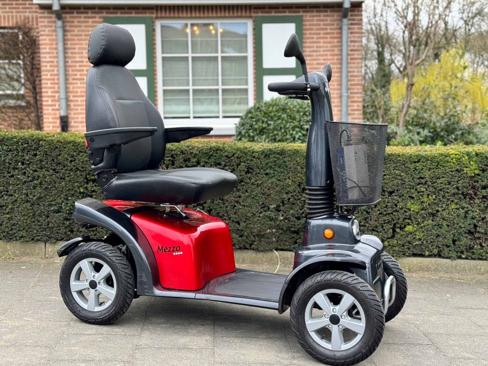 Voiturette électrique Life&Mobility Mezzo rosso Scootmobiel, Enlèvement ou Envoi, Pliant, Comme neuf, Fauteuil roulant électrique
