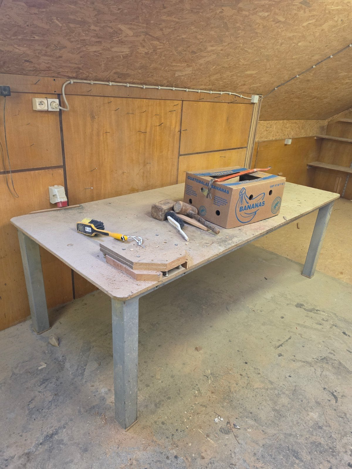 Table de travail, Bricolage & Construction, Enlèvement