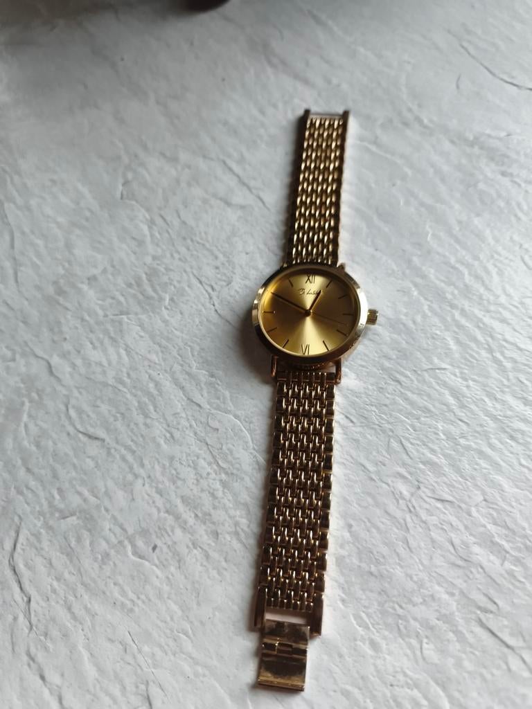 Horloge vrouw, Handtassen en Accessoires, Horloges | Dames, Ophalen
