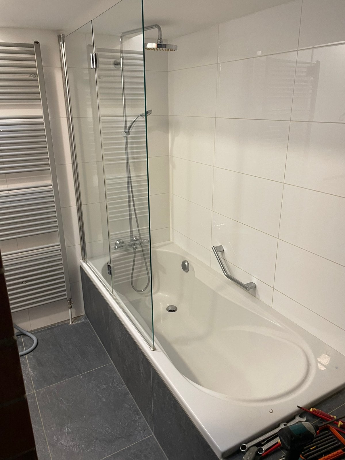 Douchebad met damixa mengkraan en spatwand, Ophalen, Gebruikt
