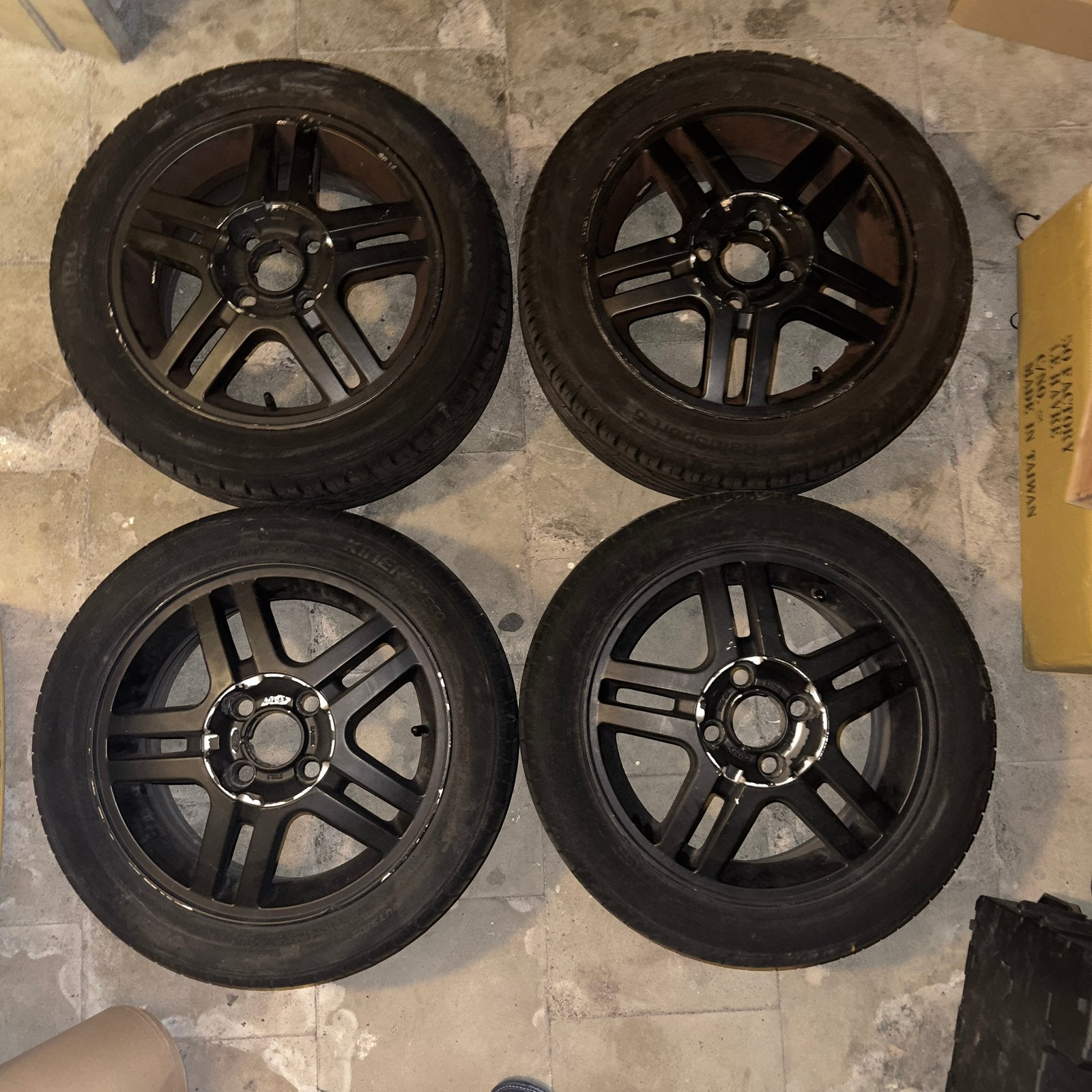 Originele Ford 15” velgen + banden, Motoren, Ophalen