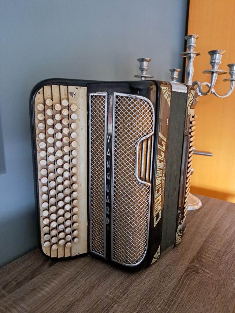 Crucianelli, Muziek en Instrumenten, Accordeons, Ophalen of Verzenden