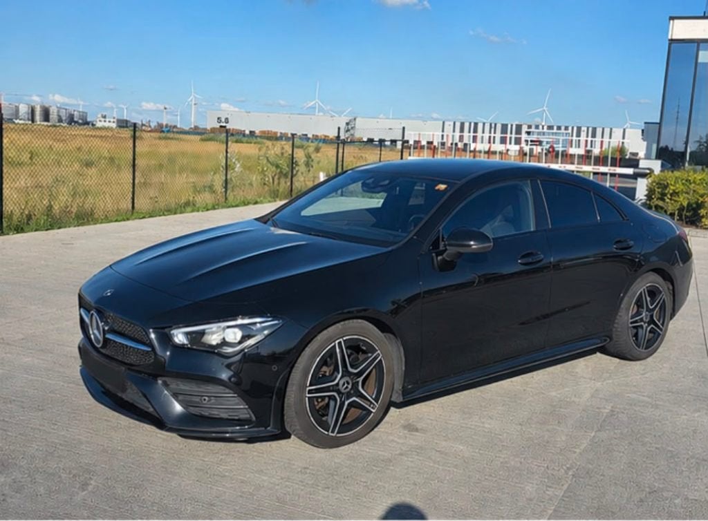 2020 Mercedes Benz CLA 200d AMG Line Pack night, Auto's, 4 cilinders, Alcantara, Zwart, Particulier