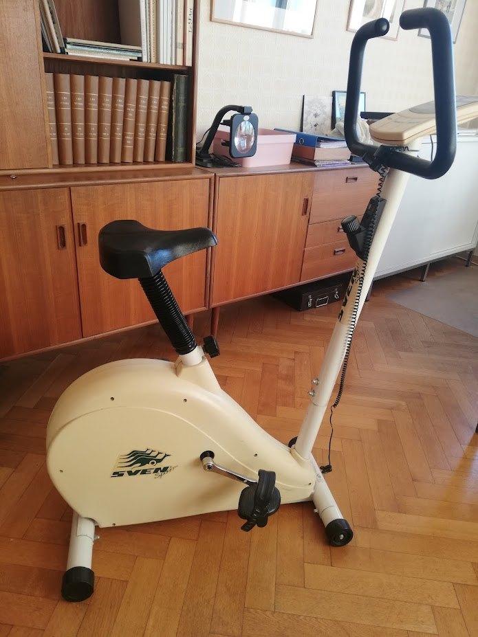 vélo d'appartement, Enlèvement, Utilisé, Jambes, Vélo d'appartement