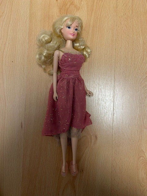 barbie pop, Kinderen en Baby's, Ophalen of Verzenden, Zo goed als nieuw, Barbie
