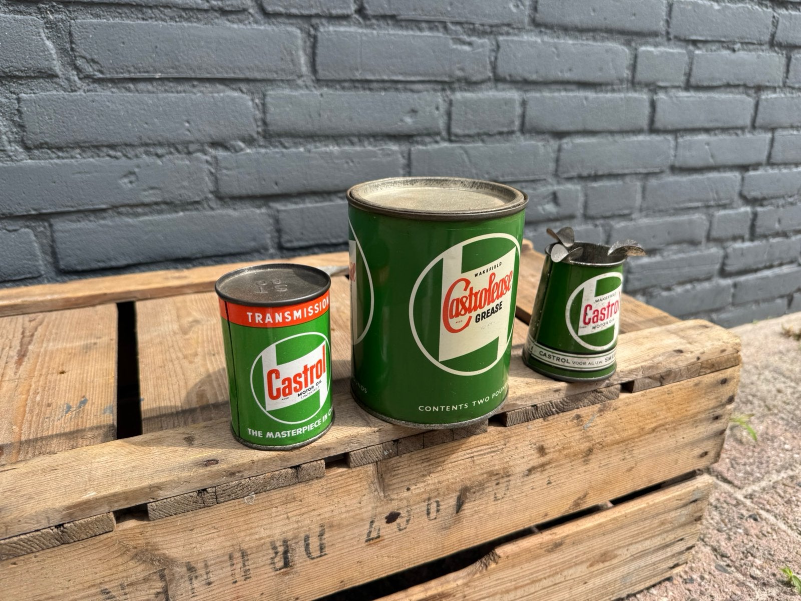 vieux bidons d'huile de garage Castrol, Enlèvement, Utilisé, Emballage