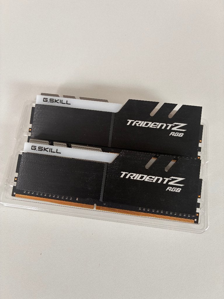 G.Skill Trident Z 2x8GB DDR4-3000, Enlèvement ou Envoi, DDR4, Comme neuf, Desktop