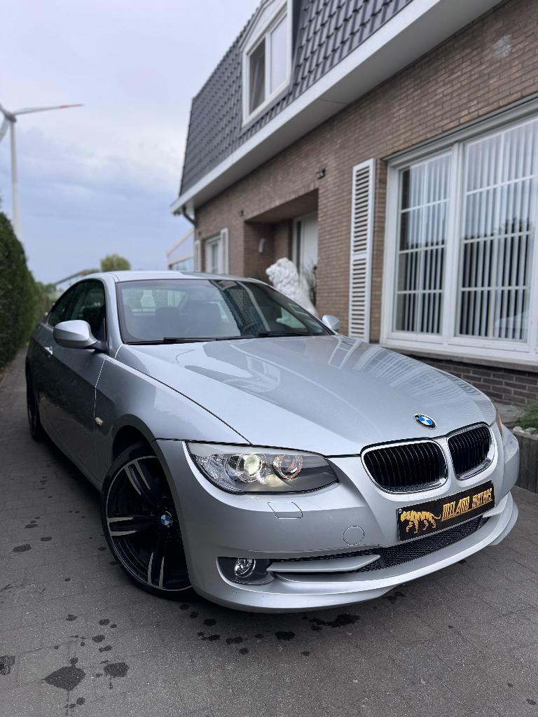 BMW 318I COUPE Facelift, Auto's, BMW, Bedrijf, Te koop, 3 Reeks, ABS, Airbags, Airconditioning, Alarm, Bluetooth, Boordcomputer