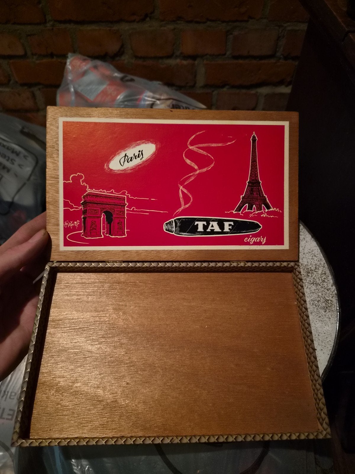 Vintage sigaren doosje (hout), Ophalen