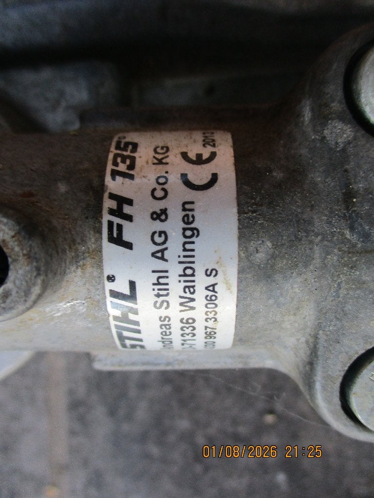 STIHL KM90 R heggeschaar, Enlèvement, Utilisé, Essence, Stilh