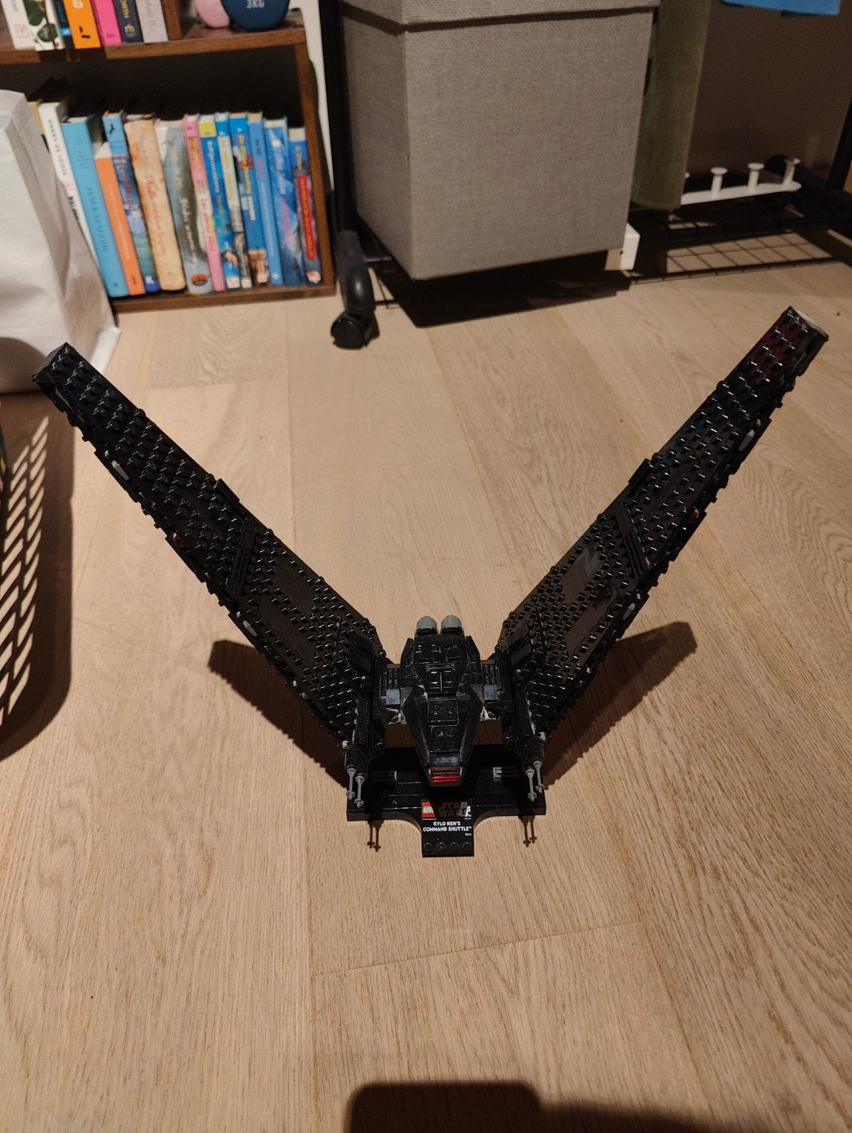 LEGO Star Wars La navette de commandement de Kylo Ren (75406, Collections, Envoi