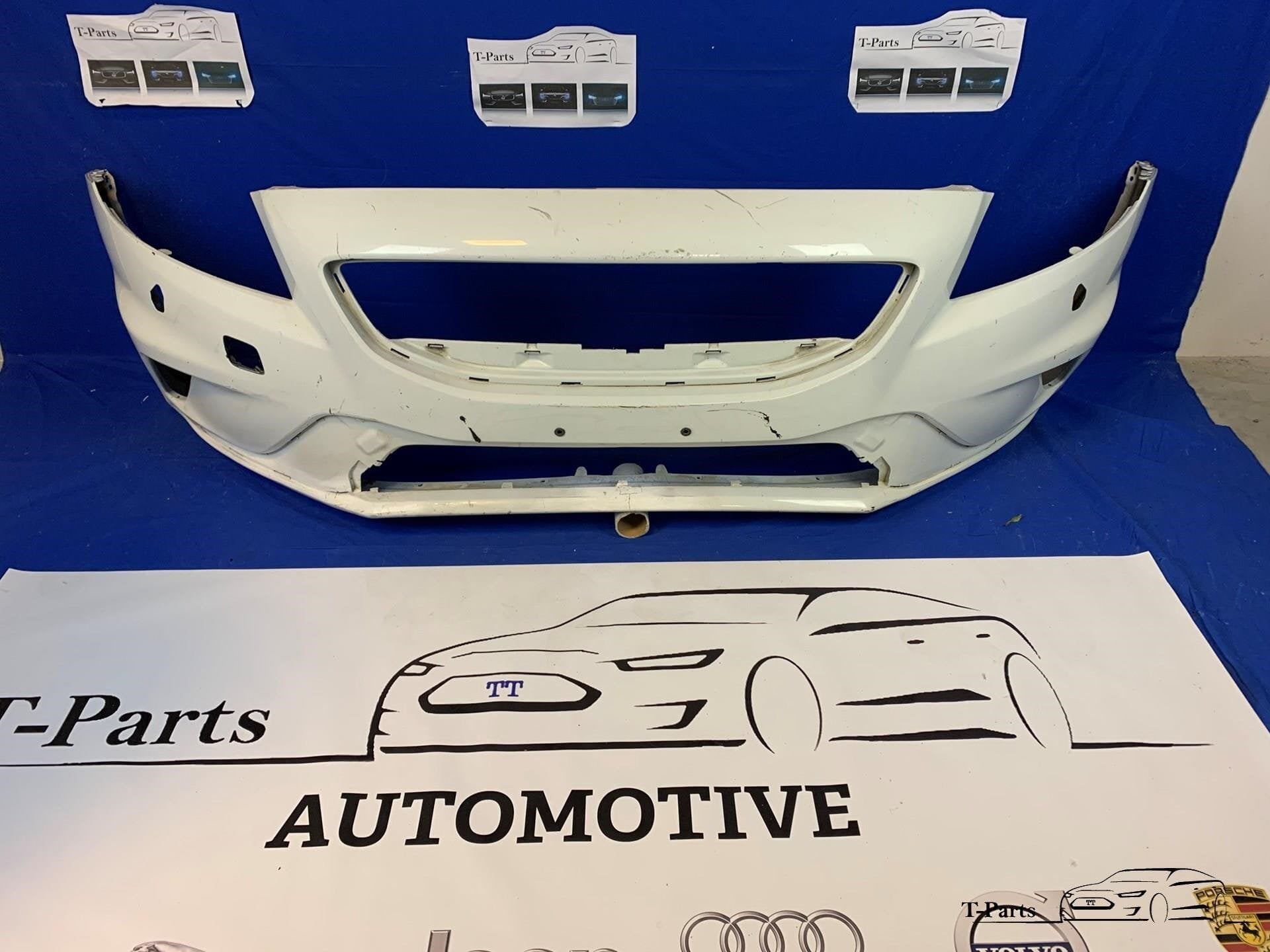 Volvo v40 R-DESIGN voorbumper origineel r design, Info@fabrikant.eu, Voor, Volvo, Bumper