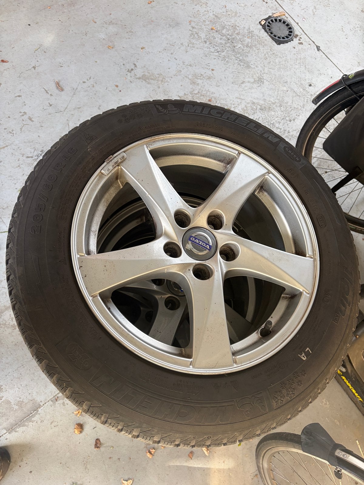 Winterbanden set Volvo V40 V50 V60, Enlèvement, Pneus hiver, Jante(s)
