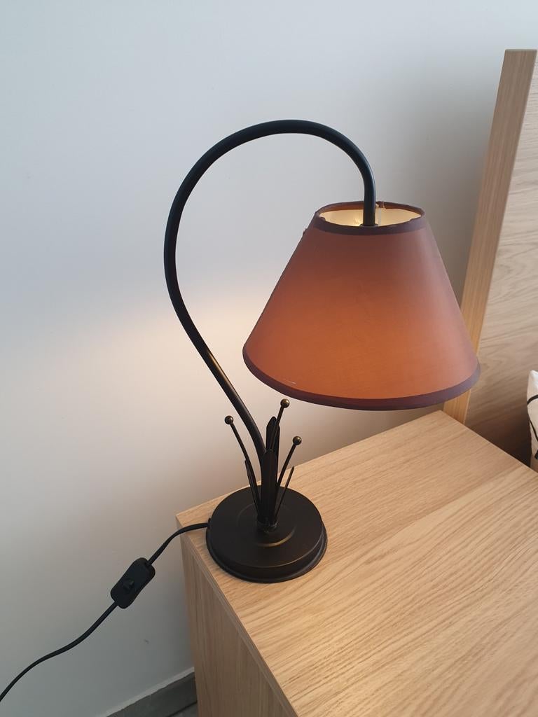 Lampe noir et brune, Enlèvement
