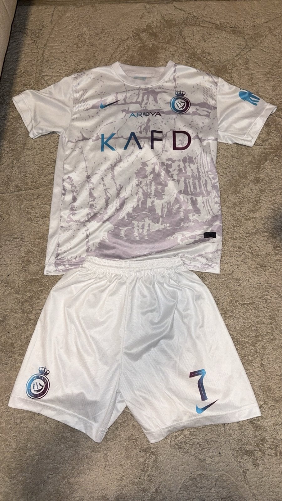 CR7 Ronaldo #7 Al-Nassr Voetbalset – Shirt + Short | Replica, Maat S, Ophalen, Zo goed als nieuw, Shirt