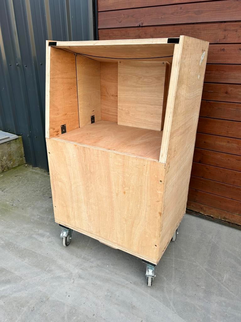 Meuble en bois sur roulette, Maison & Meubles, Enlèvement, Comme neuf