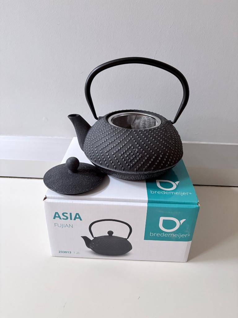 Theepot Bredemeijer, Ophalen, Zo goed als nieuw