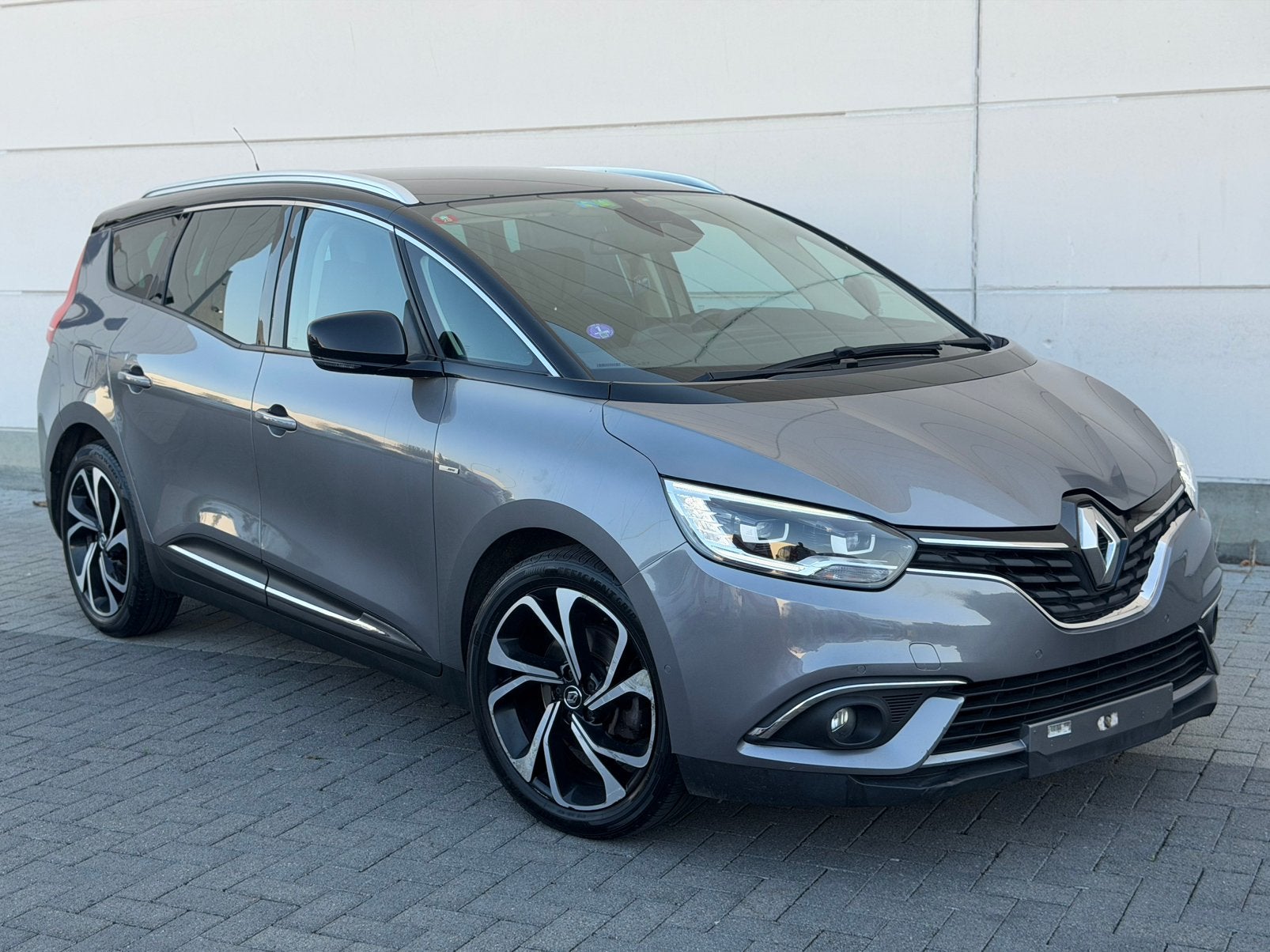 Renault Scenic 2017! 7pl 1.2i* benzine 100% betrouwbaar, Autos, Argent ou Gris, Achat, Euro 6, Entreprise