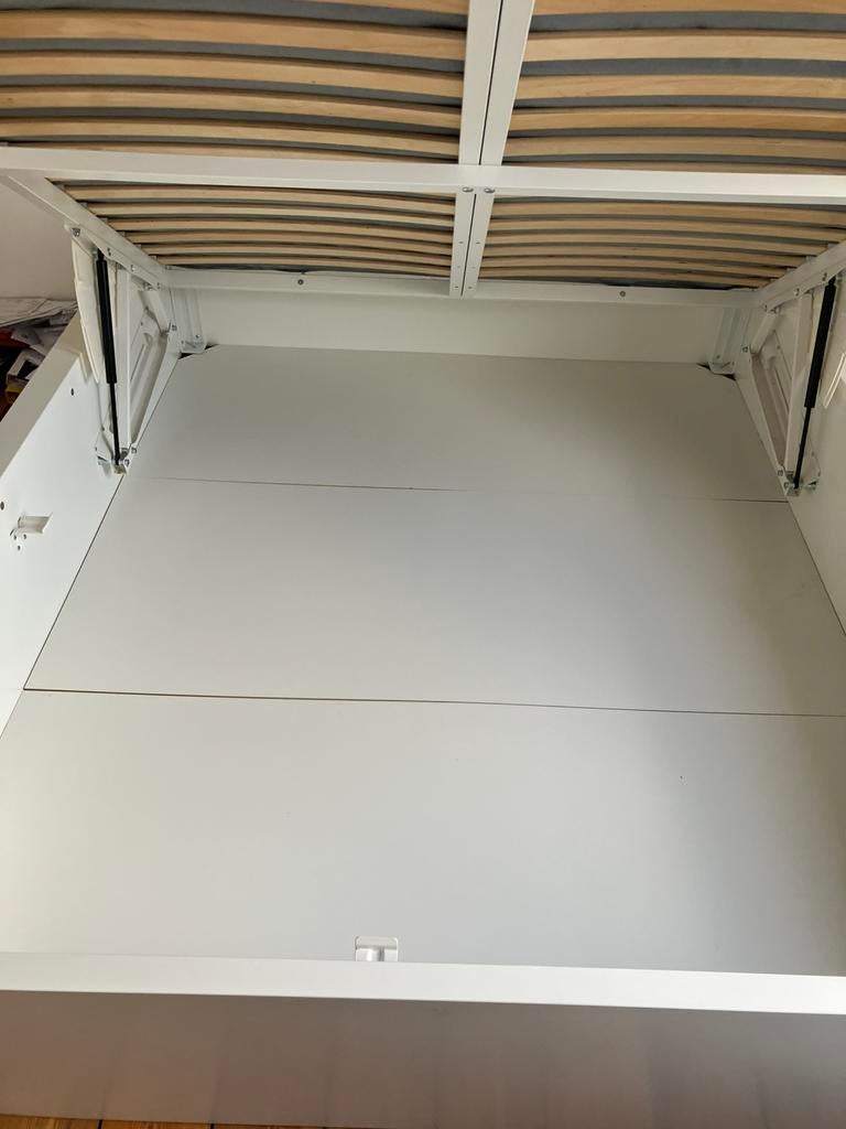 Ikea bed 160 x 200, Ophalen, Zo goed als nieuw, Matras