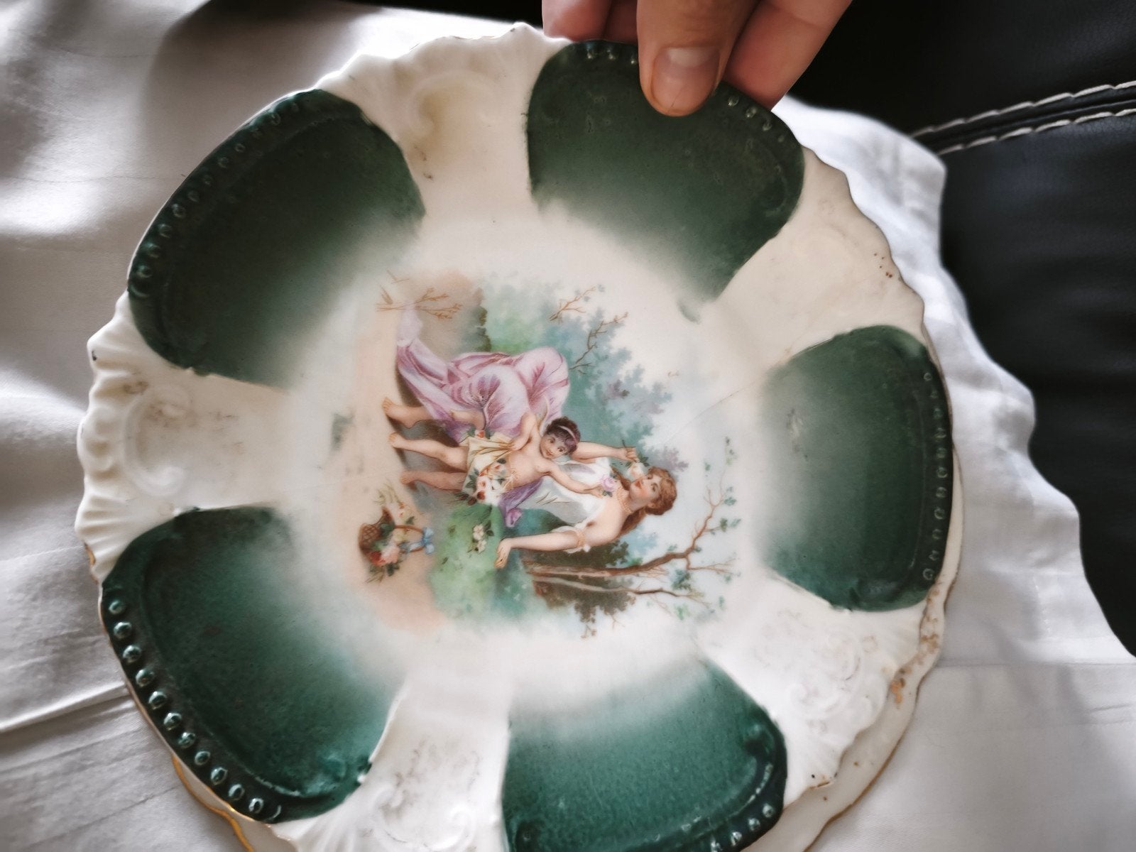 Lot de deux assiettes, Enlèvement