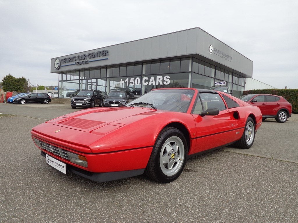 Ferrari 328 GTS, Autos, Ferrari, ABS, Verrouillage central, Rétroviseurs électriques, Vitres électriques, Intérieur cuir, Jantes en alliage léger