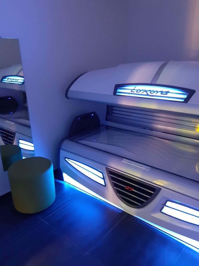 Banc solaire LUXURA GT38SLI, Electroménager, Enlèvement, Utilisé, Banc solaire double, 15 lampes ou plus
