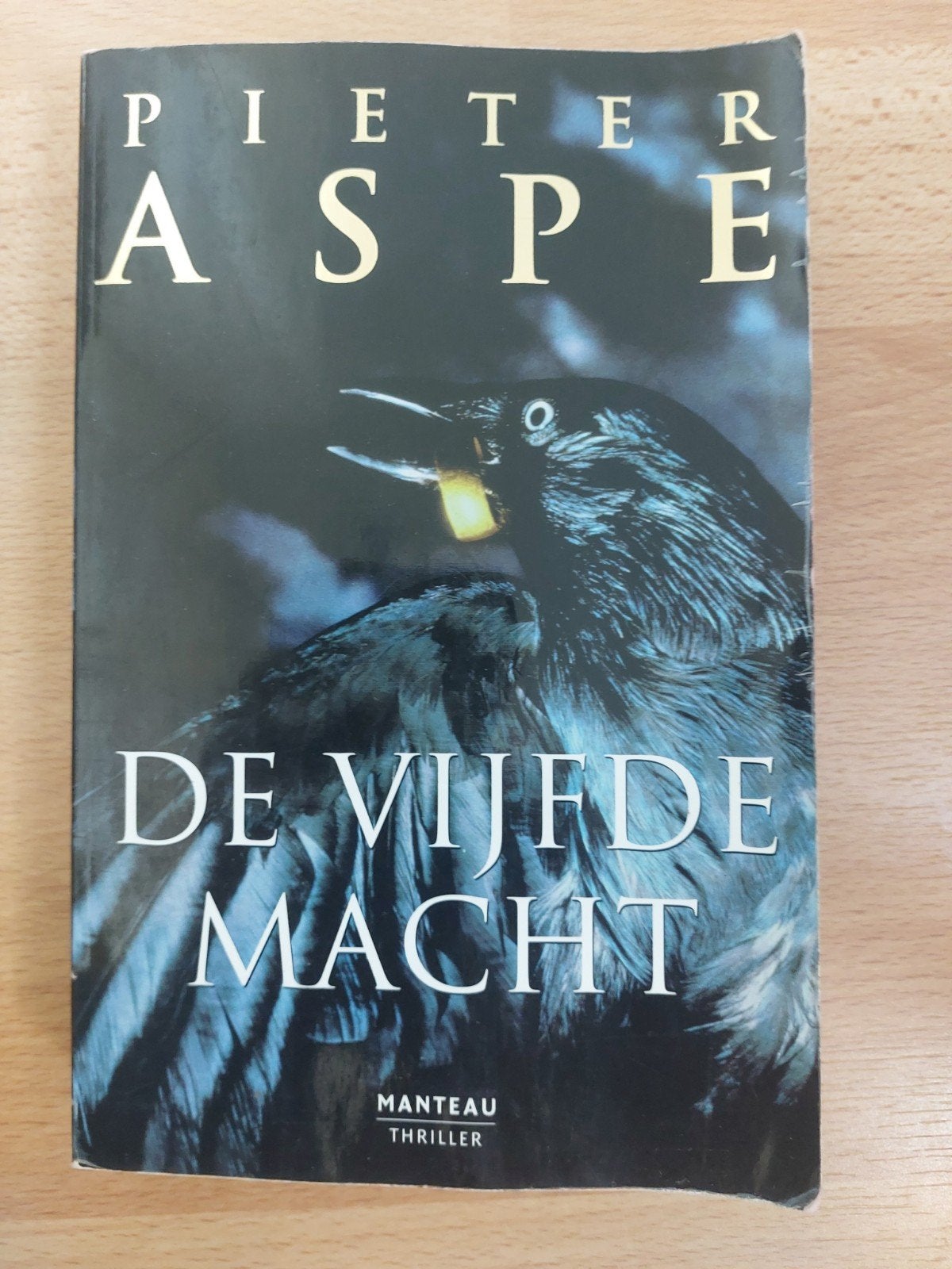 Pieter Aspe : De vijfde macht, Enlèvement ou Envoi