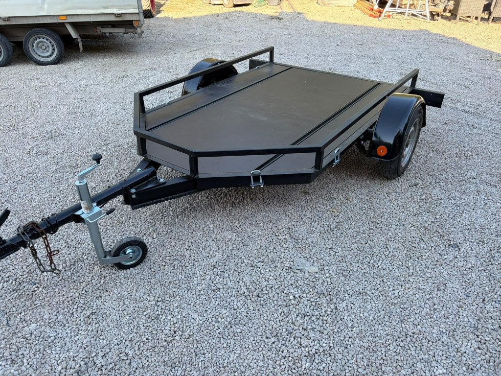 750 kg aanhangwagen  Volledig vernieuwd, Ophalen, Zo goed als nieuw