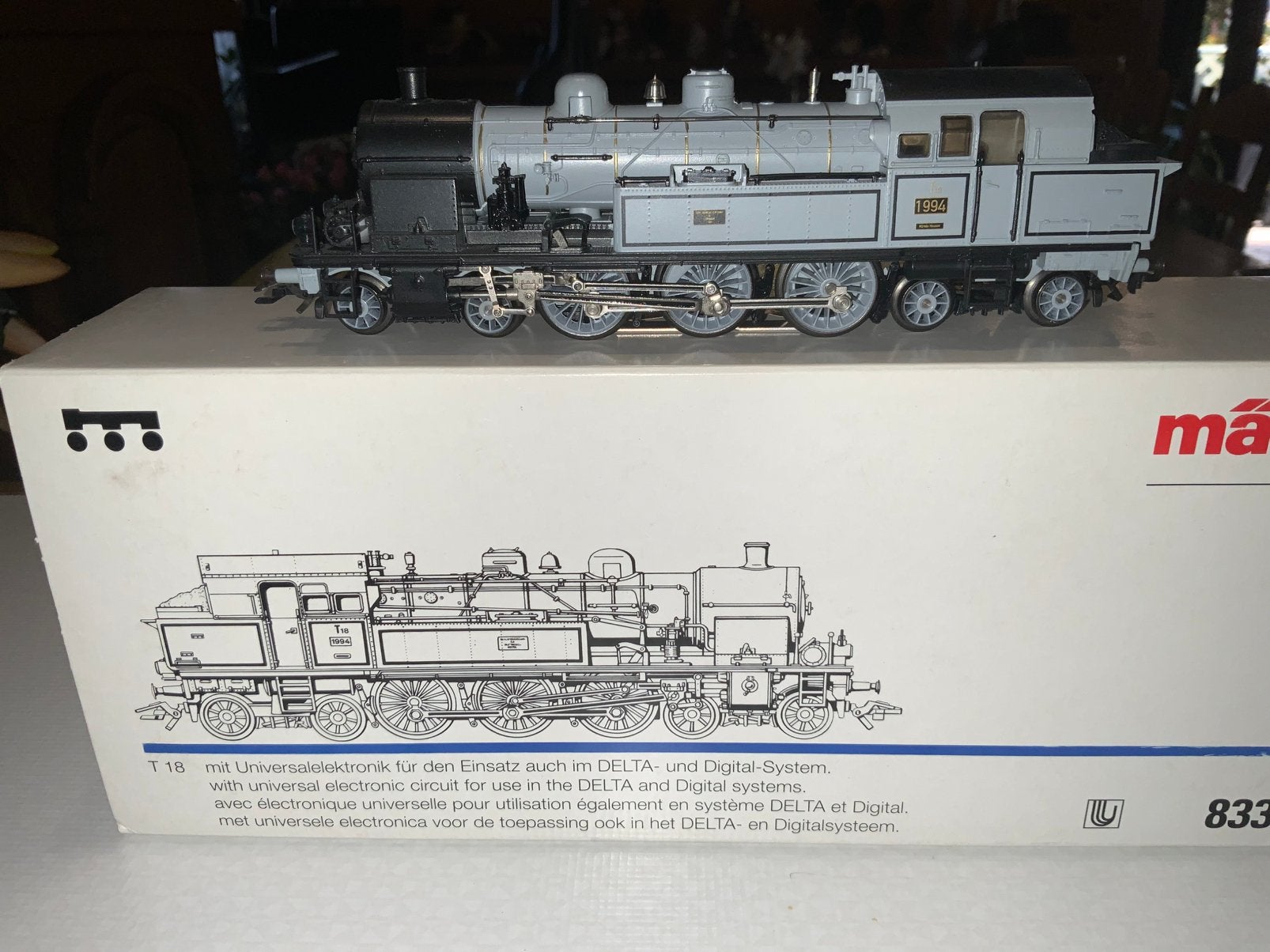 LOCOMOTIVE ÉLECTRIQUE MARKLIN 83307 GRISE SERIE SPECIALE, Hobby & Loisirs créatifs, Trains miniatures | HO, Analogique, Enlèvement ou Envoi