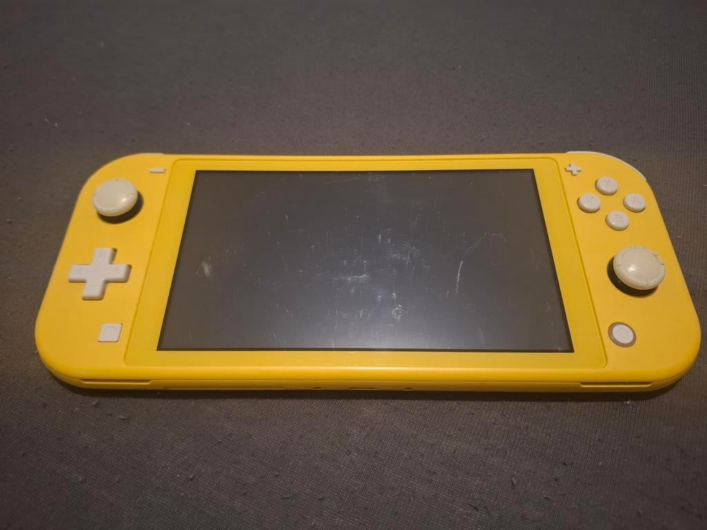 Nintendo Switch Lite, Enlèvement