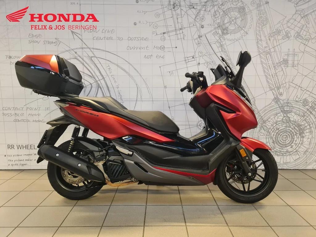 Honda NSS 125 Forza (bj 2019), Motoren, Scooter, Bedrijf, 125 cc, 11 kW of minder