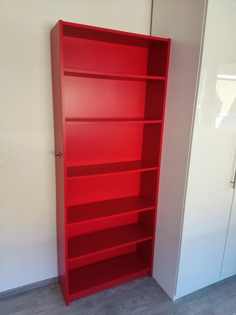 Bibliothèque Ikea rouge, Maison & Meubles, Armoires | Bibliothèques, Enlèvement