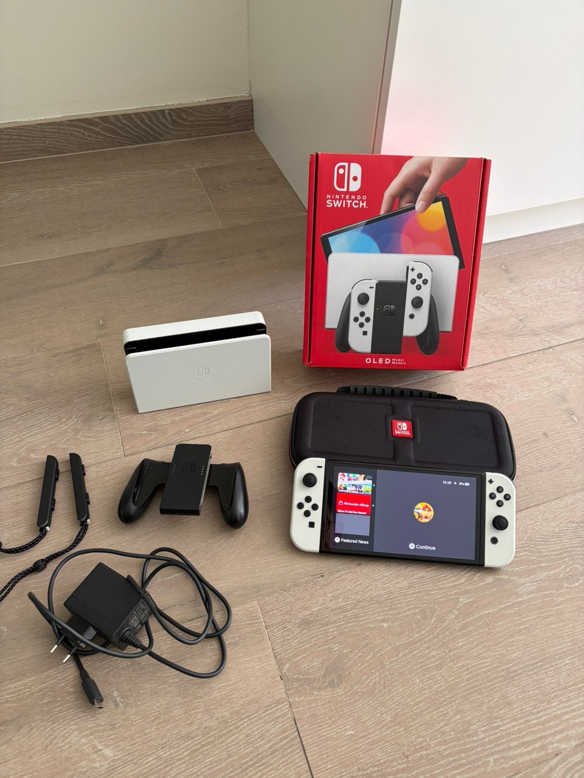 Nintendo Switch Oled in uitmuntende staat, Ophalen, Zo goed als nieuw, Switch OLED