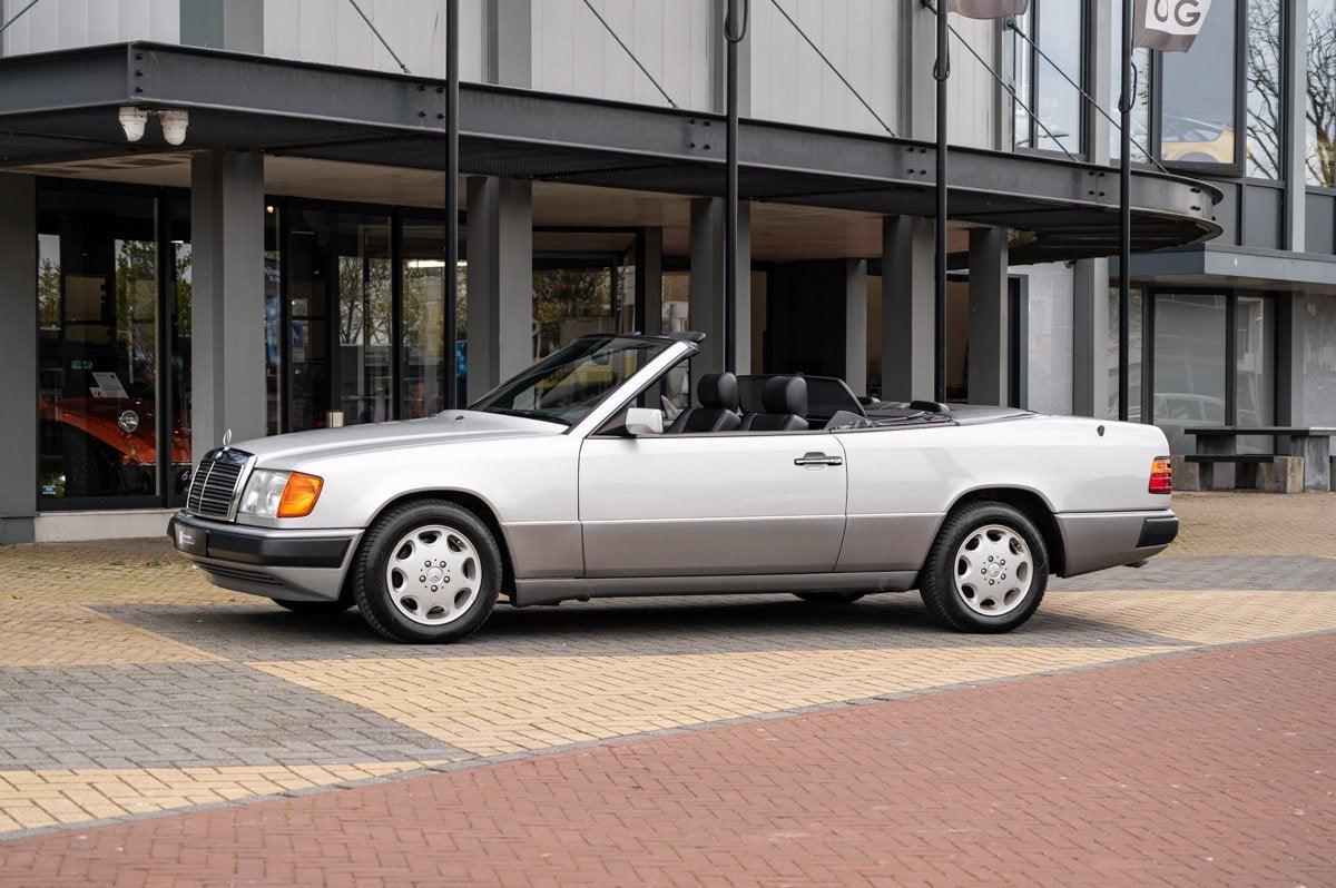 Mercedes-Benz E-Klasse 300 CE-24 Cabriolet (bj 1994), Auto's, 4 zetels, Gebruikt, Overige kleuren, Cabriolet
