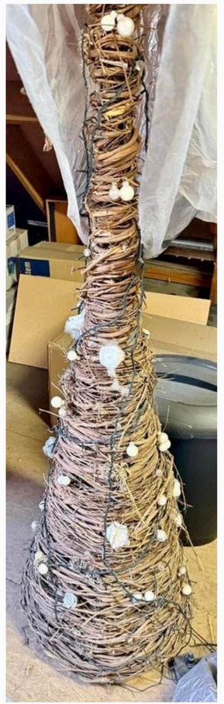 Sapin de Noël moderne avec lumières et décorations, Enlèvement, Utilisé
