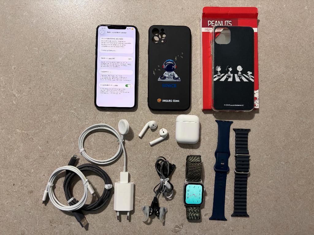 Iphone 11 pro max - iwatch 5 serie - air pods en accesoires., Ophalen, Gebruikt, IPhone 11 Pro Max, Hoesje of Tasje