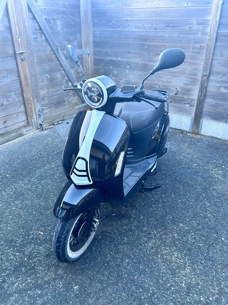 Venesie snorscooter (45km/u)  7.140 km Goede staat, Autres marques, Enlèvement, Utilisé, Essence