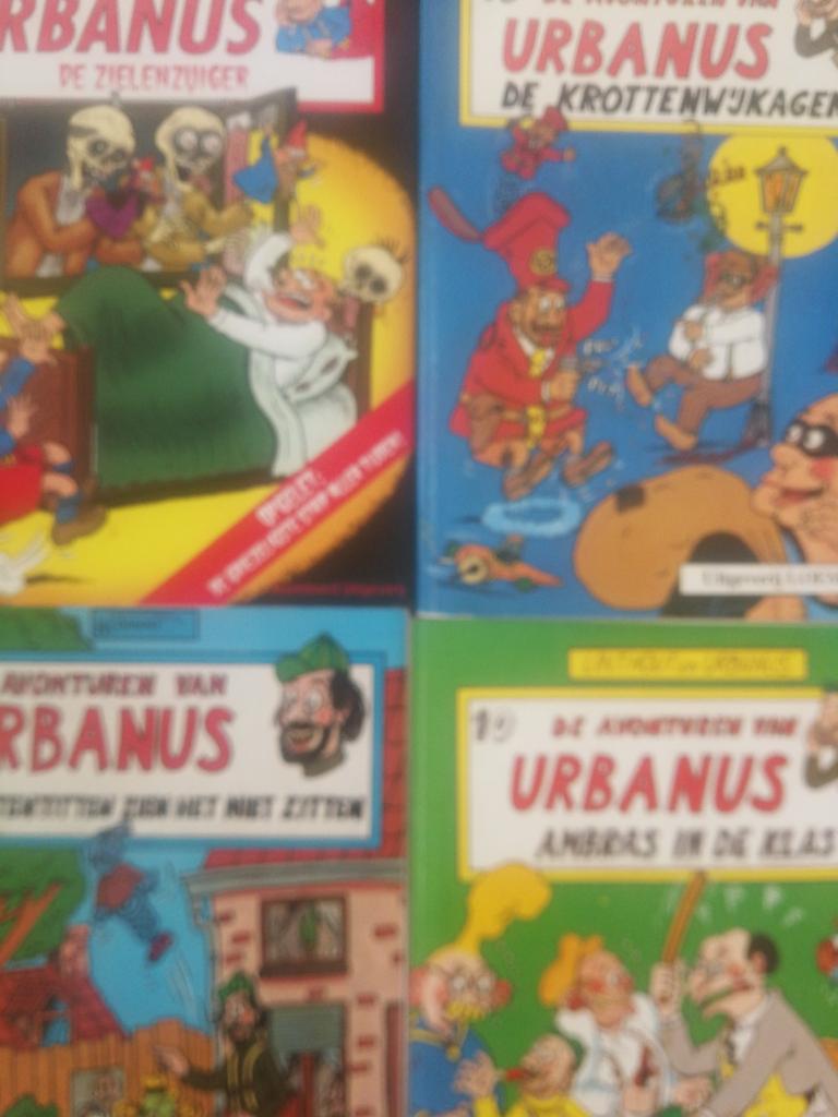 Lot strips Urbanus, Ophalen, Zo goed als nieuw