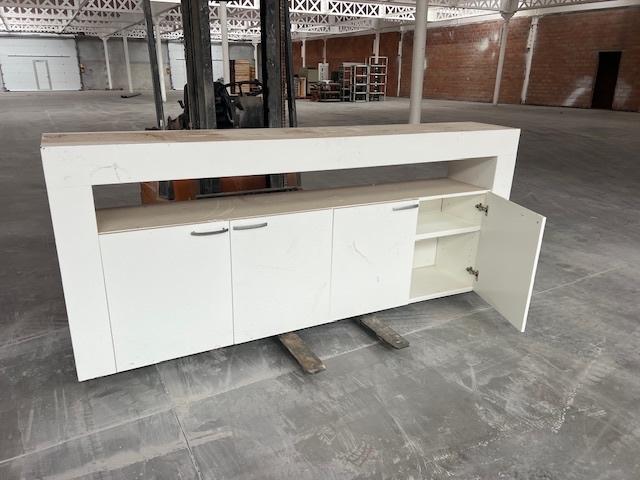 Witte kast mdf -  op te knappen, Ophalen, Gebruikt, MDF