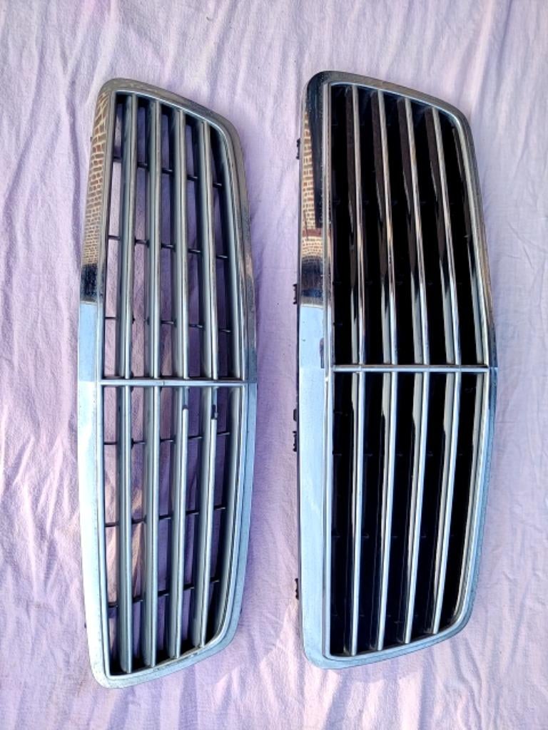 Mercedes w203 grill a2038800183 grille, Auto-onderdelen, Ophalen of Verzenden