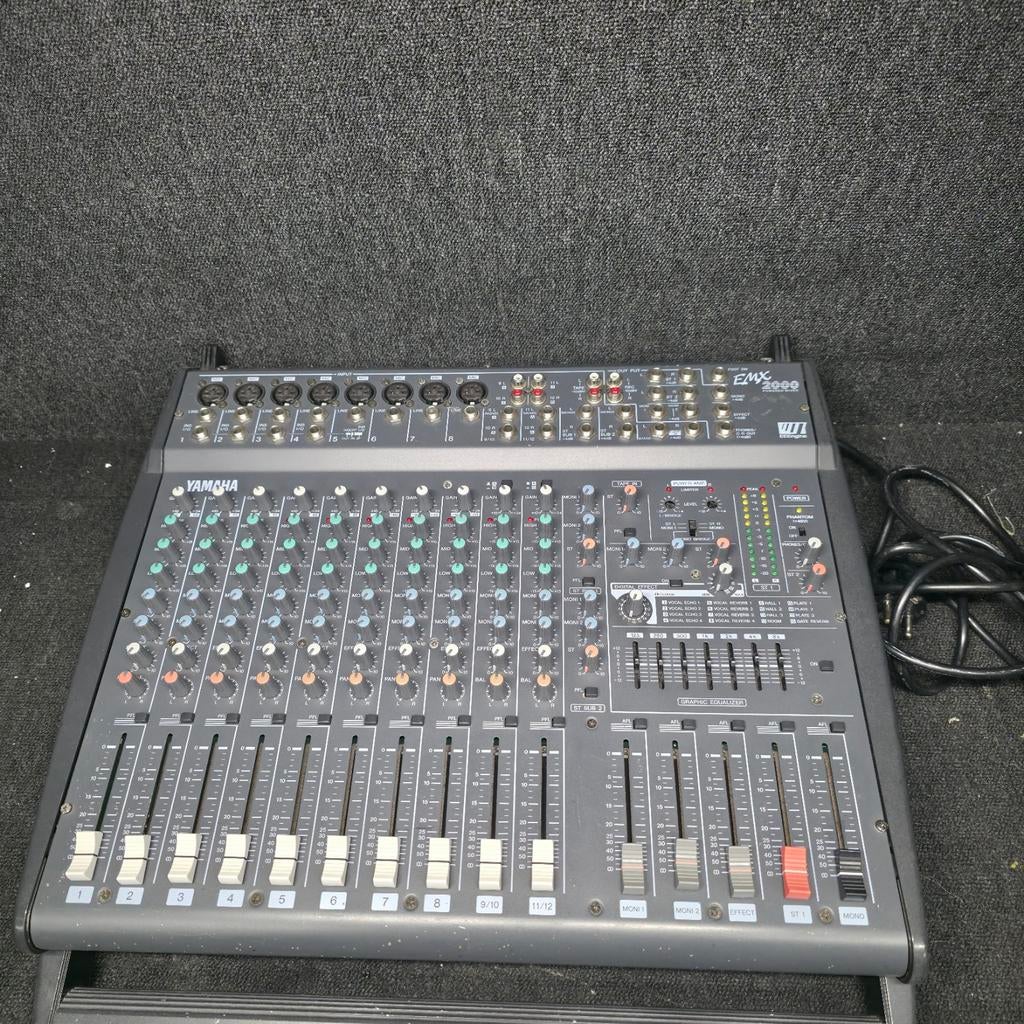 Table de mixage amplifiée YAMAHA EMX 2000 avec effets, Enlèvement ou Envoi