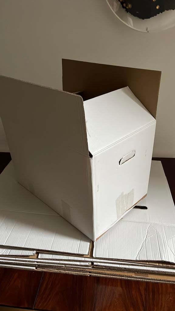 Caisses en carton solides demenagement, Enlèvement