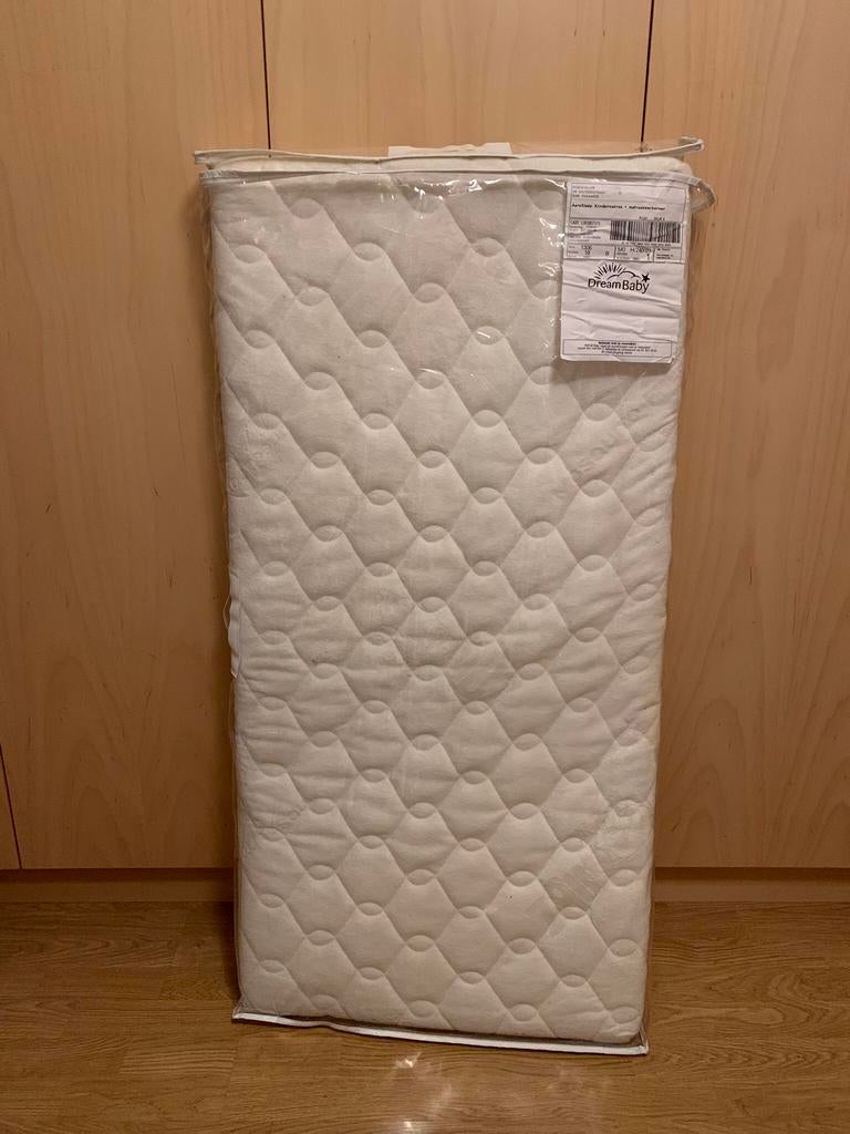 Aerosleep kindermatras, Kinderen en Baby's, Kinderkamer | Beddengoed, Zo goed als nieuw, Overige typen, Wit, Jongetje of Meisje