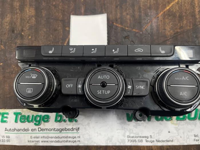 Kachel Bedieningspaneel van een Volkswagen Golf, Ophalen of Verzenden, 3 maanden garantie, Gebruikt, Volkswagen