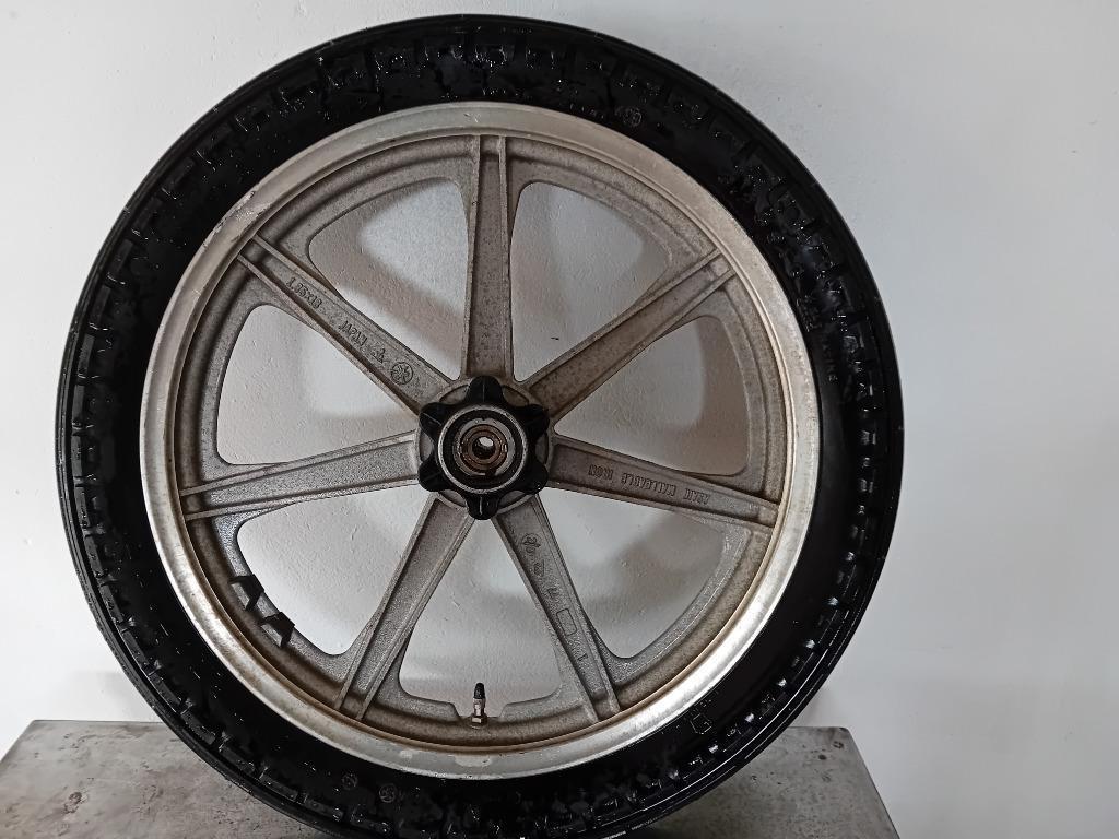 ROUES YAMAHA, Motos, Enlèvement