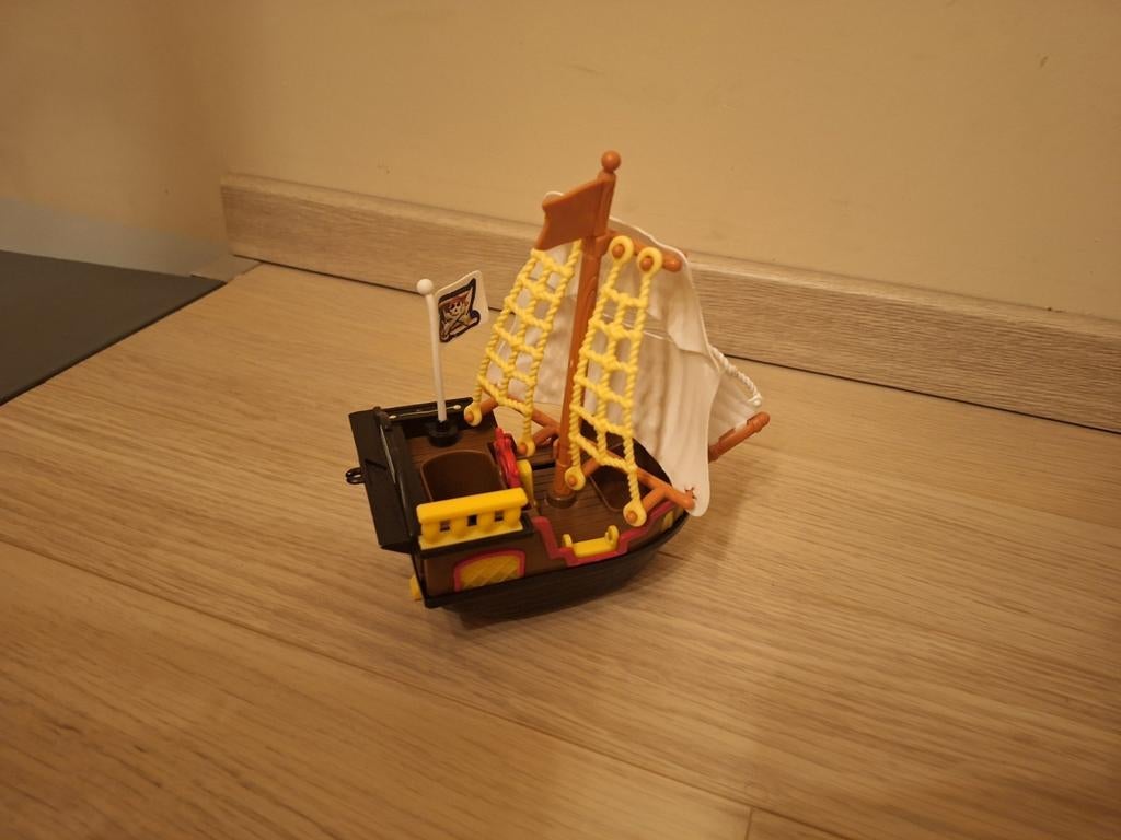 Kleine piratenboot, Ophalen of Verzenden, Gebruikt